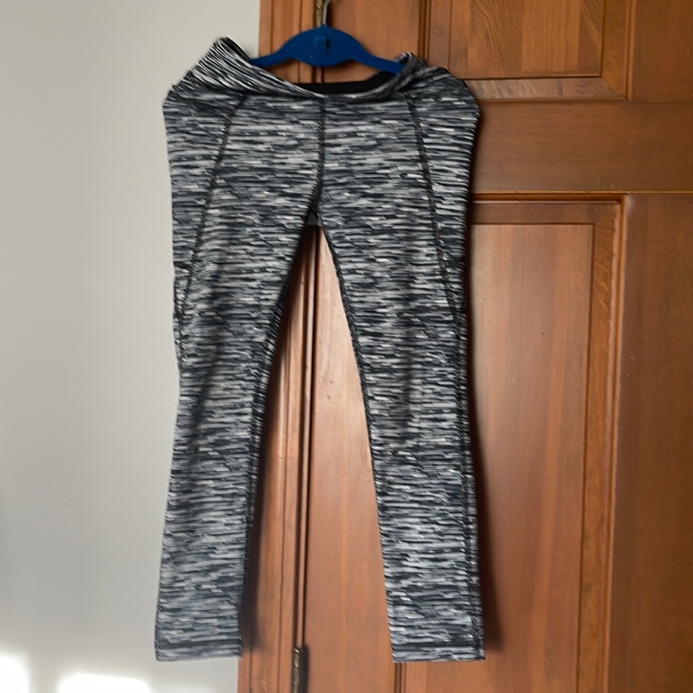Tek Gear White Athletic Leggings for girls!